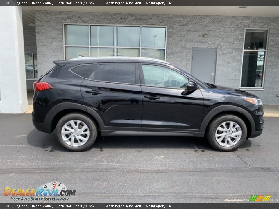 2019 Hyundai Tucson Value Black Noir Pearl / Gray Photo #3