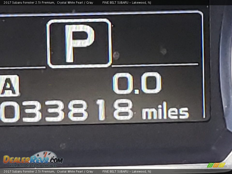 2017 Subaru Forester 2.5i Premium Crystal White Pearl / Gray Photo #5