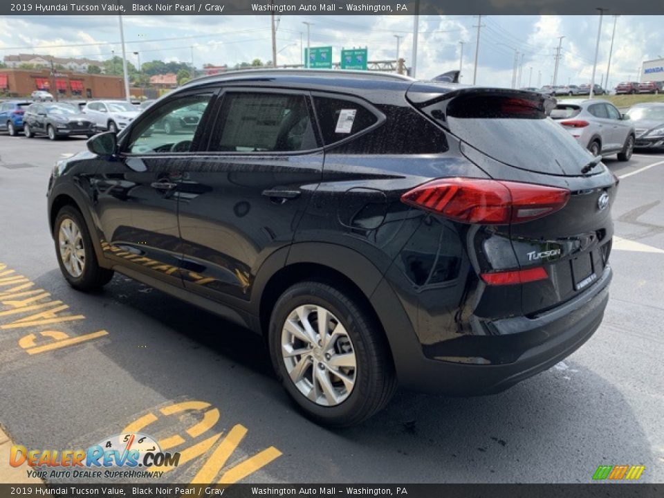 2019 Hyundai Tucson Value Black Noir Pearl / Gray Photo #6