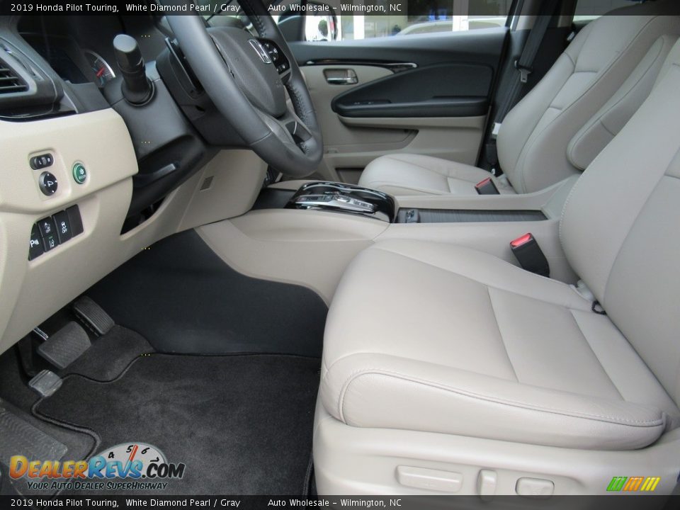 2019 Honda Pilot Touring White Diamond Pearl / Gray Photo #9