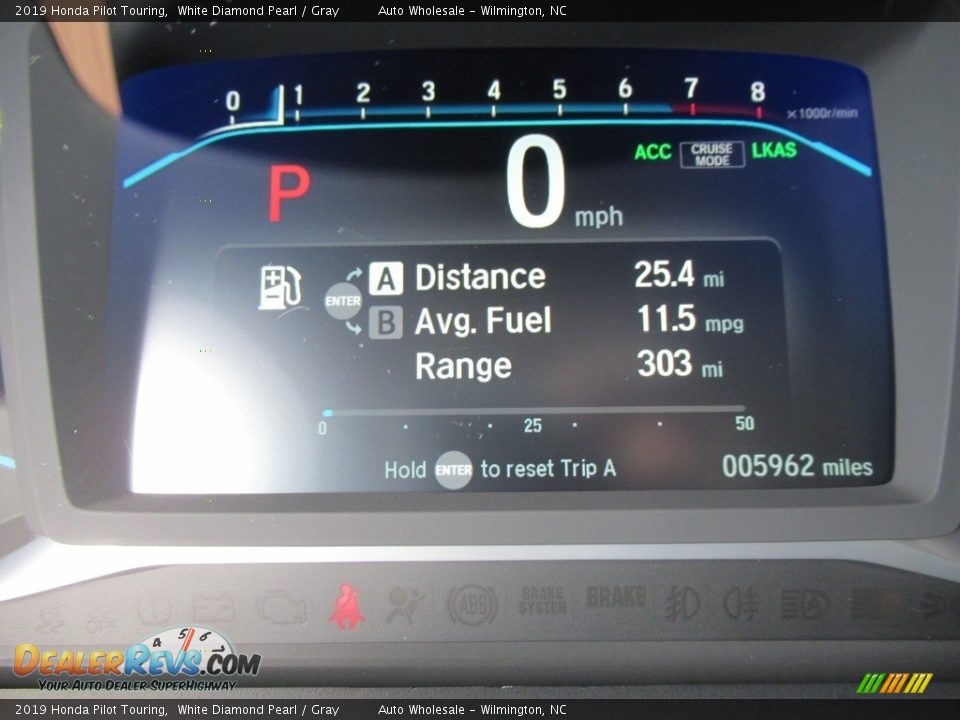 2019 Honda Pilot Touring White Diamond Pearl / Gray Photo #15