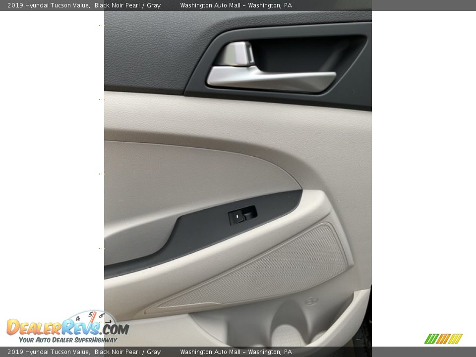 2019 Hyundai Tucson Value Black Noir Pearl / Gray Photo #18