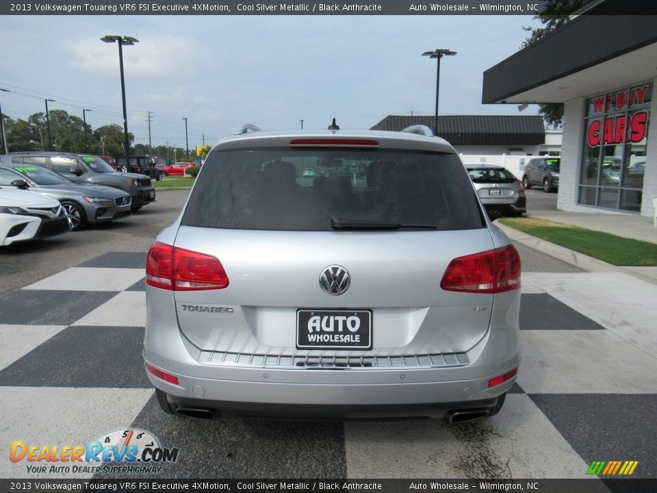 2013 Volkswagen Touareg VR6 FSI Executive 4XMotion Cool Silver Metallic / Black Anthracite Photo #4