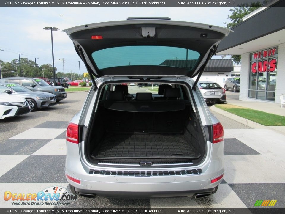 2013 Volkswagen Touareg VR6 FSI Executive 4XMotion Cool Silver Metallic / Black Anthracite Photo #5