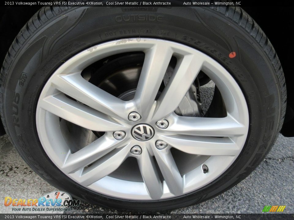 2013 Volkswagen Touareg VR6 FSI Executive 4XMotion Cool Silver Metallic / Black Anthracite Photo #7