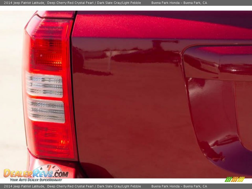 2014 Jeep Patriot Latitude Deep Cherry Red Crystal Pearl / Dark Slate Gray/Light Pebble Photo #10