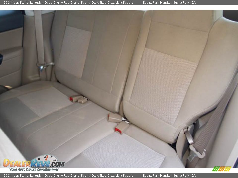 2014 Jeep Patriot Latitude Deep Cherry Red Crystal Pearl / Dark Slate Gray/Light Pebble Photo #18