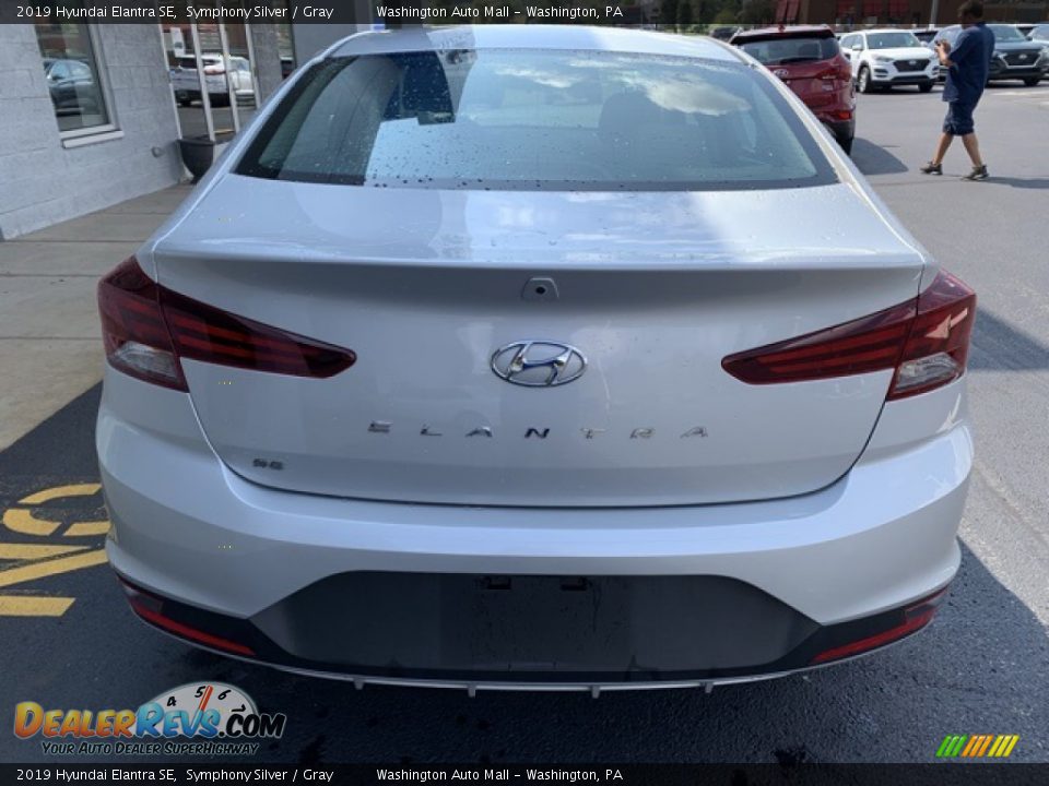 2019 Hyundai Elantra SE Symphony Silver / Gray Photo #5