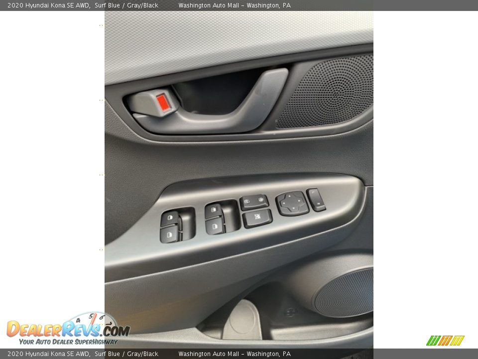 Controls of 2020 Hyundai Kona SE AWD Photo #12