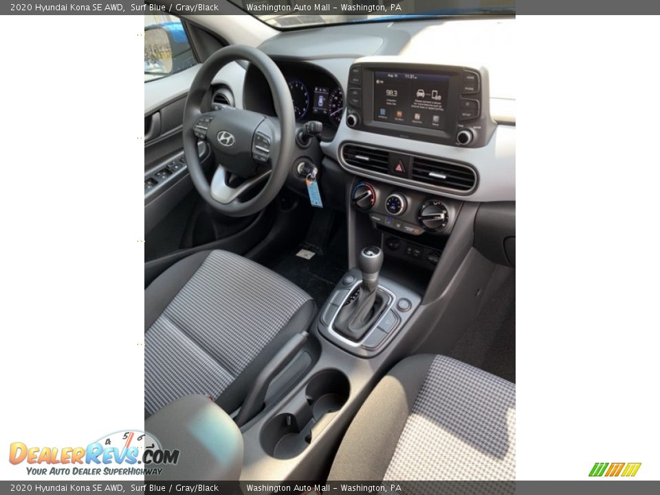 Dashboard of 2020 Hyundai Kona SE AWD Photo #29