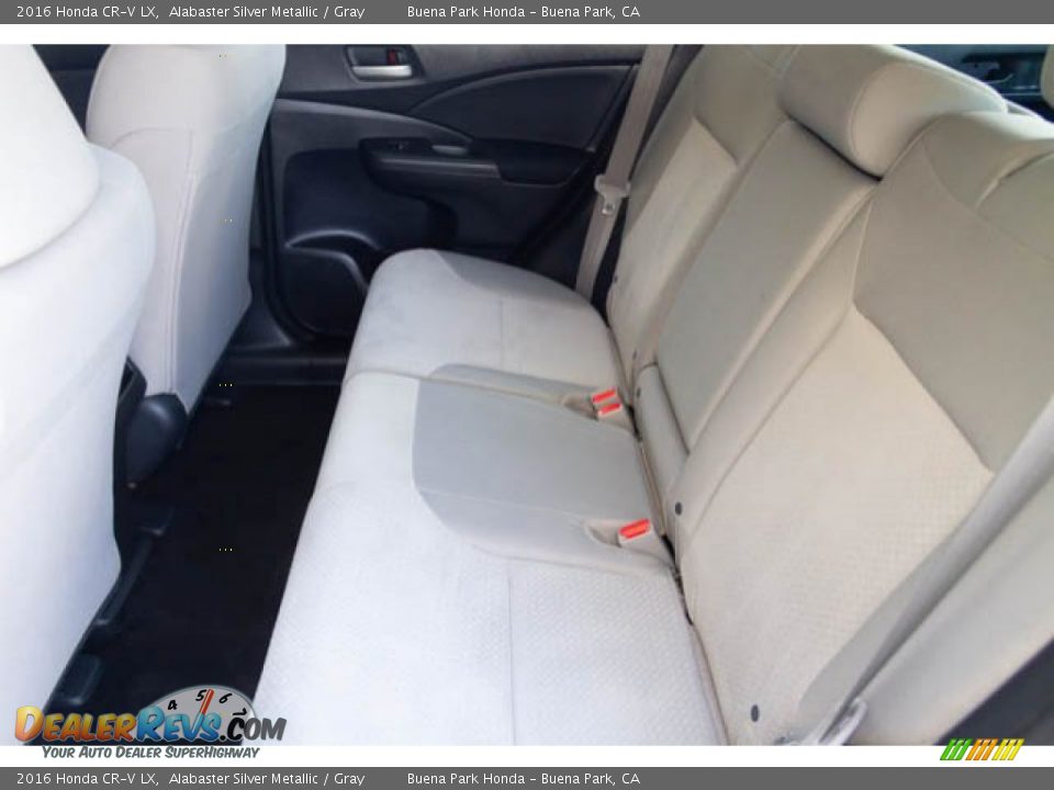 2016 Honda CR-V LX Alabaster Silver Metallic / Gray Photo #4