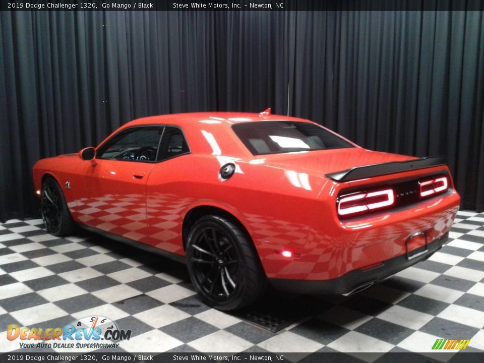 2019 Dodge Challenger 1320 Go Mango / Black Photo #8