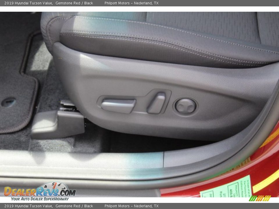2019 Hyundai Tucson Value Gemstone Red / Black Photo #12