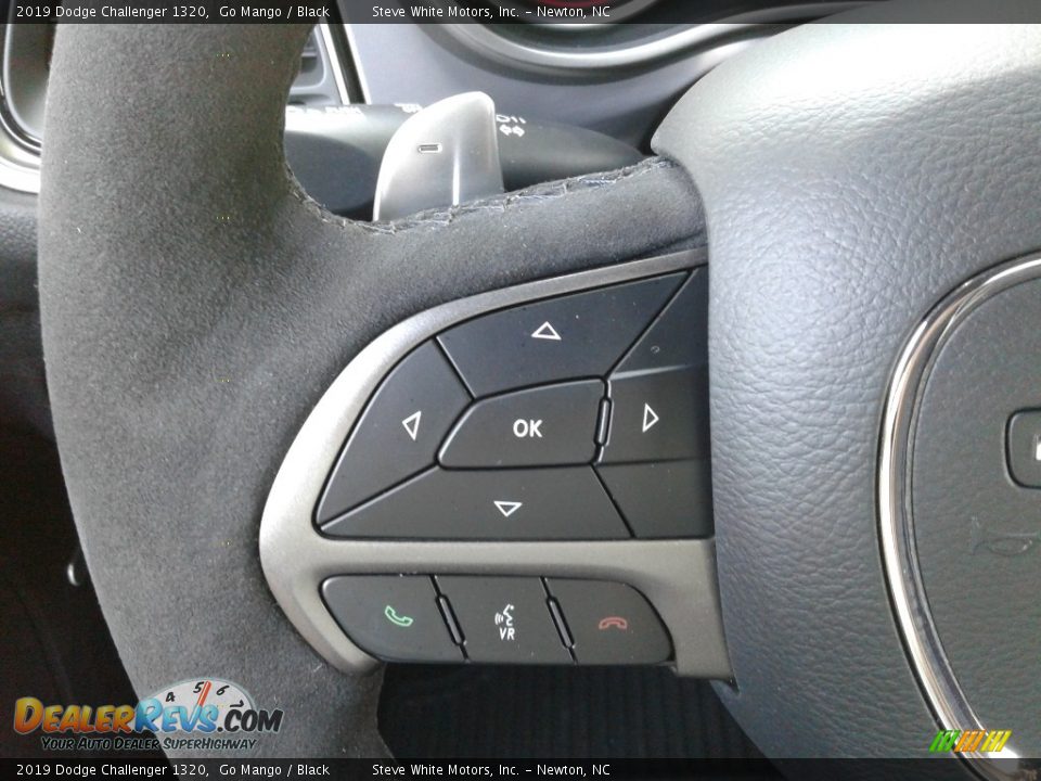 2019 Dodge Challenger 1320 Steering Wheel Photo #16