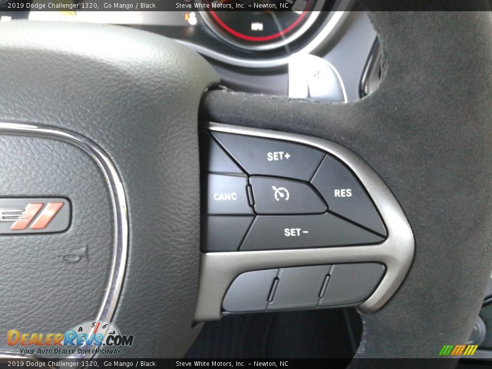 2019 Dodge Challenger 1320 Steering Wheel Photo #17