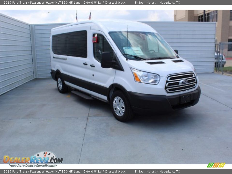 Front 3/4 View of 2019 Ford Transit Passenger Wagon XLT 350 MR Long Photo #2