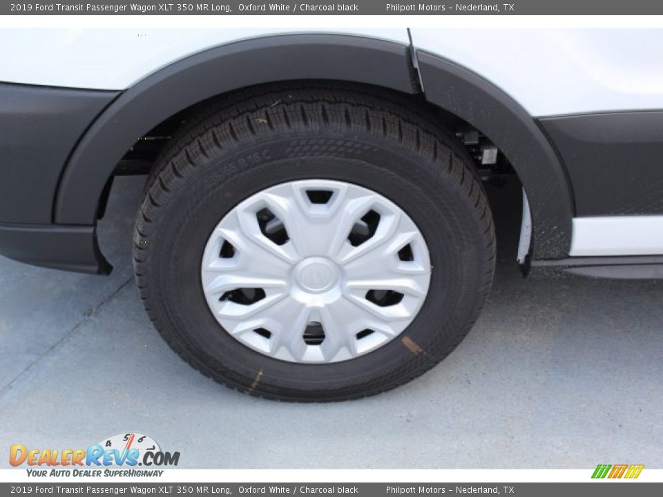 2019 Ford Transit Passenger Wagon XLT 350 MR Long Oxford White / Charcoal black Photo #5