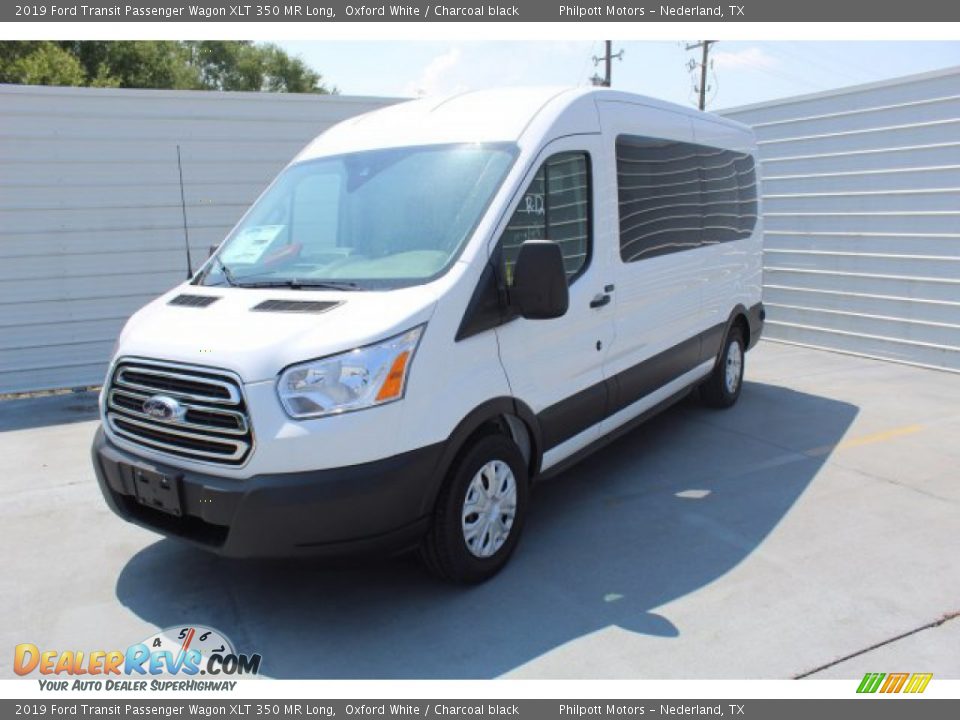 2019 Ford Transit Passenger Wagon XLT 350 MR Long Oxford White / Charcoal black Photo #4