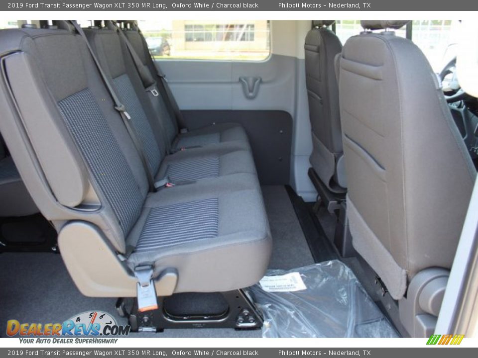 2019 Ford Transit Passenger Wagon XLT 350 MR Long Oxford White / Charcoal black Photo #23