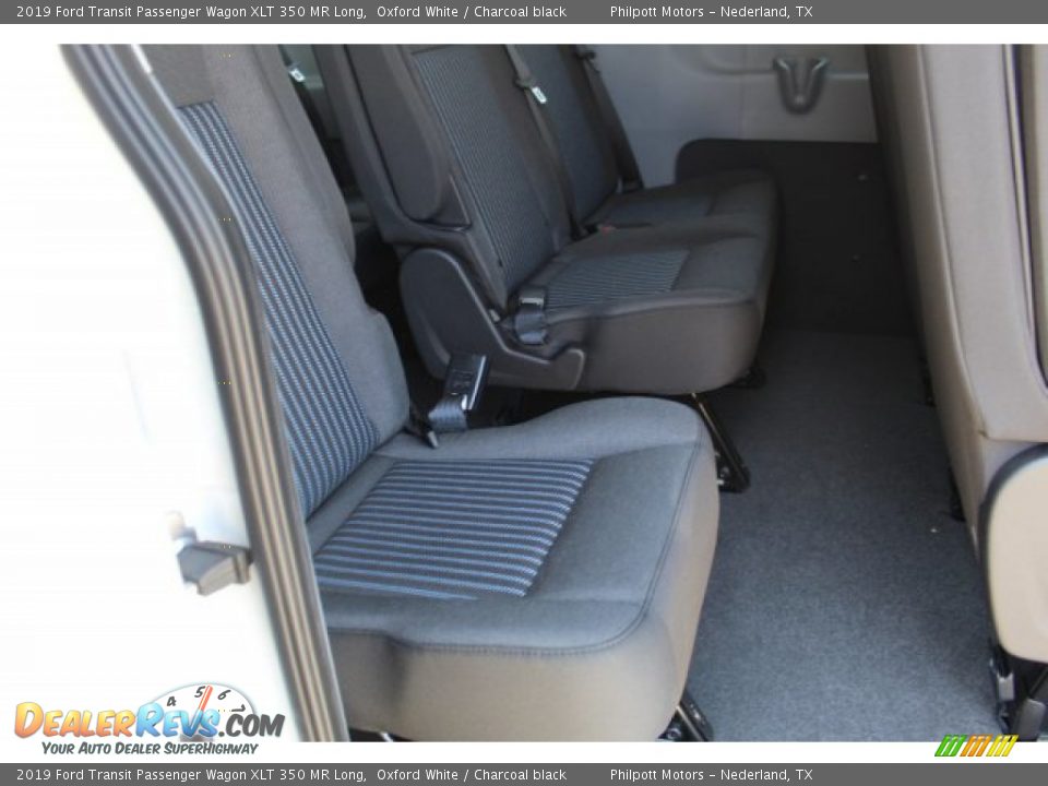 2019 Ford Transit Passenger Wagon XLT 350 MR Long Oxford White / Charcoal black Photo #24