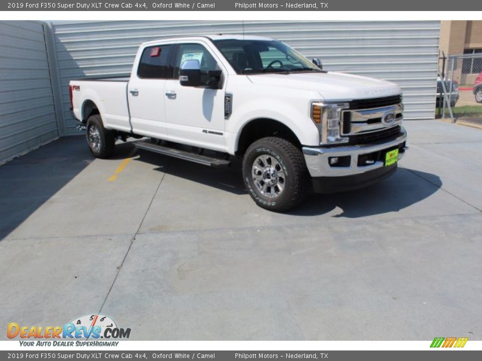 2019 Ford F350 Super Duty XLT Crew Cab 4x4 Oxford White / Camel Photo #2