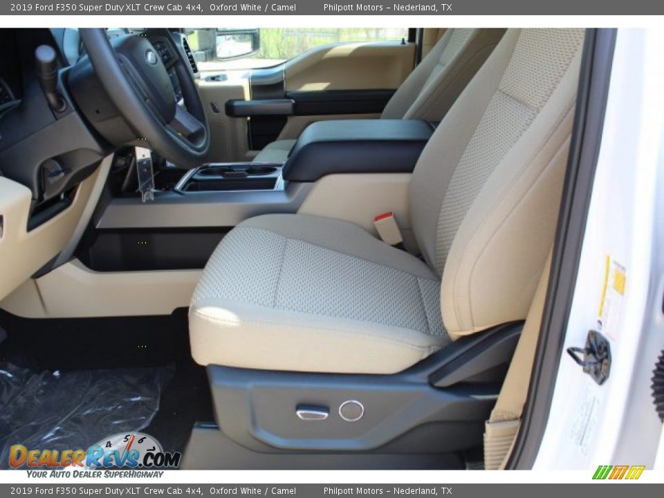 2019 Ford F350 Super Duty XLT Crew Cab 4x4 Oxford White / Camel Photo #11