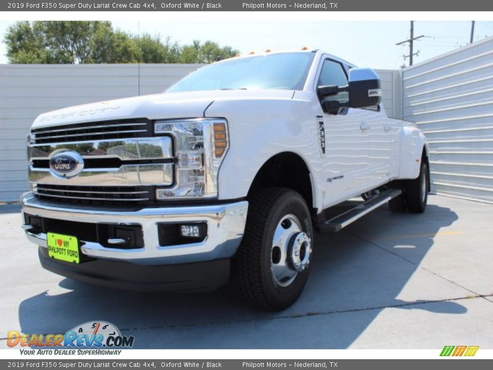2019 Ford F350 Super Duty Lariat Crew Cab 4x4 Oxford White / Black Photo #4