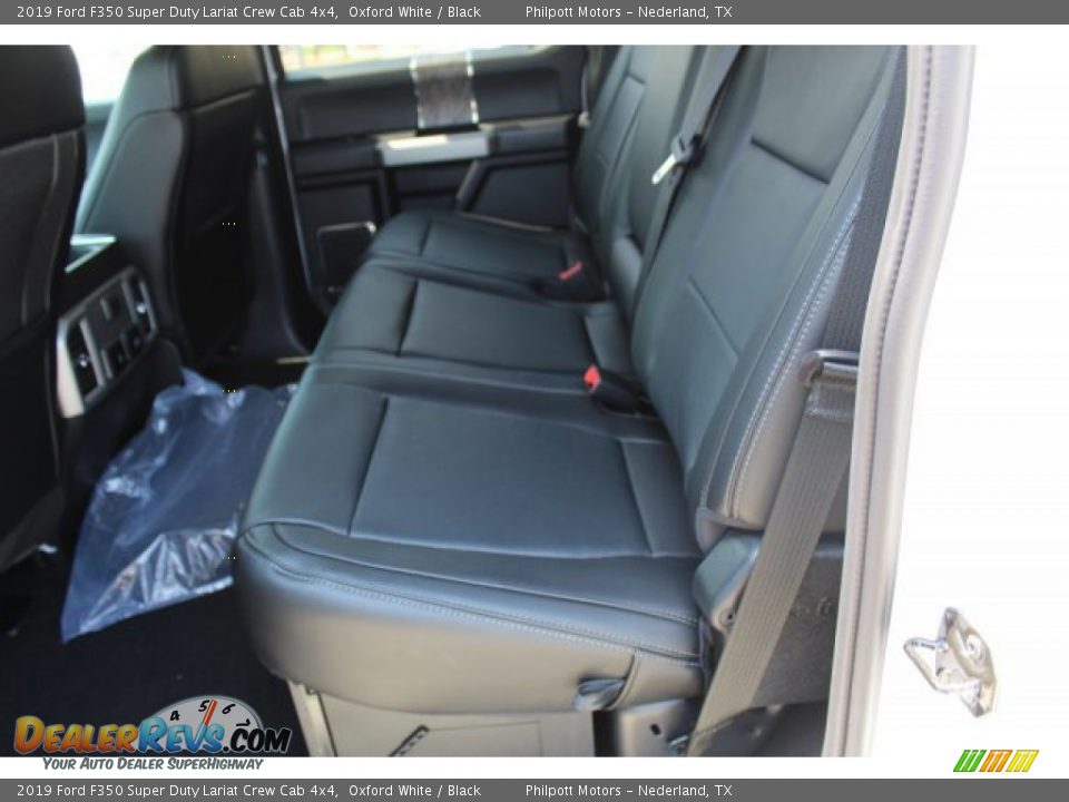 2019 Ford F350 Super Duty Lariat Crew Cab 4x4 Oxford White / Black Photo #20
