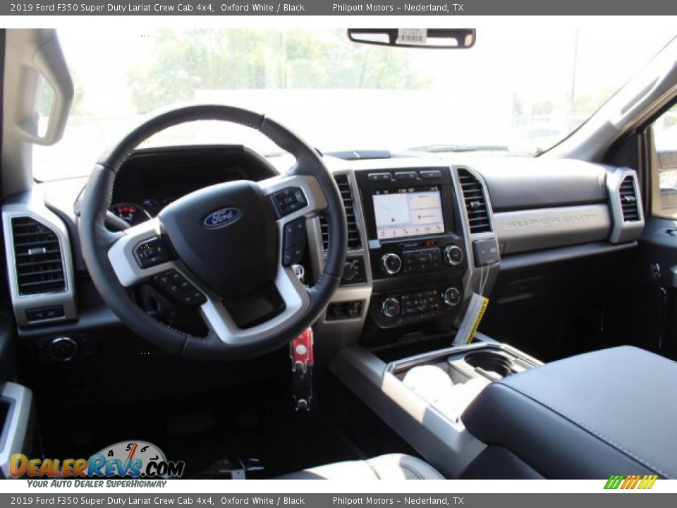 2019 Ford F350 Super Duty Lariat Crew Cab 4x4 Oxford White / Black Photo #21