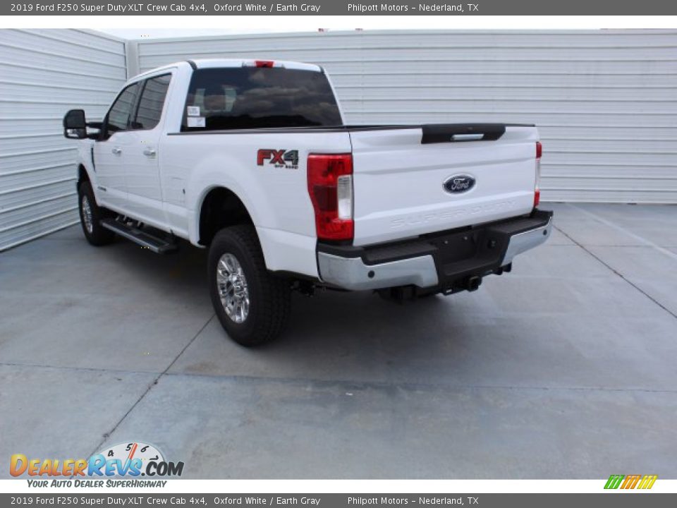 2019 Ford F250 Super Duty XLT Crew Cab 4x4 Oxford White / Earth Gray Photo #6