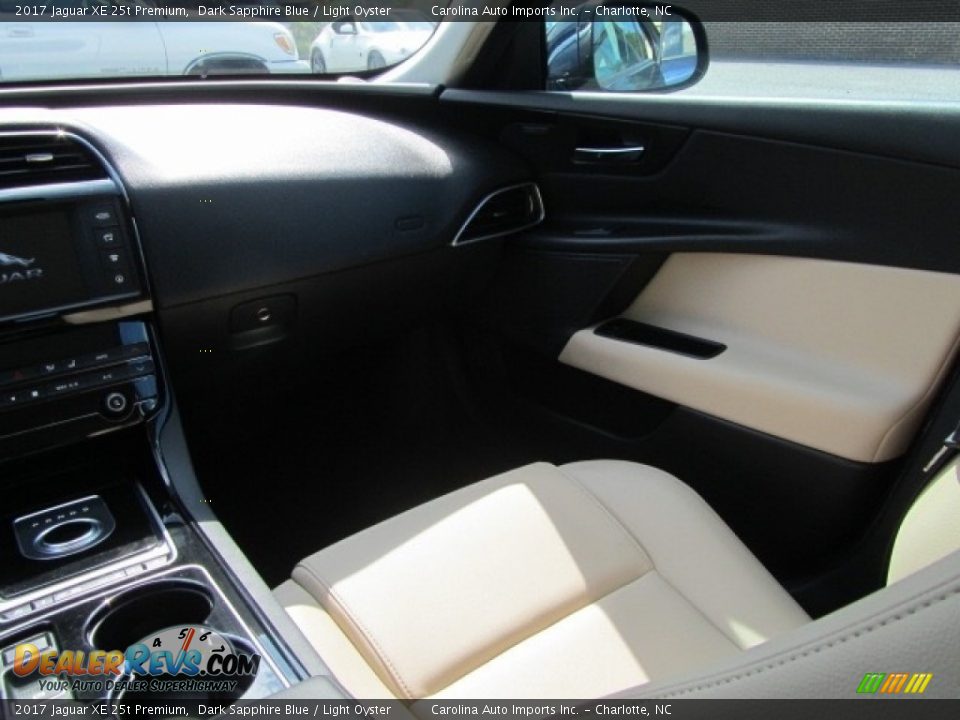 2017 Jaguar XE 25t Premium Dark Sapphire Blue / Light Oyster Photo #14