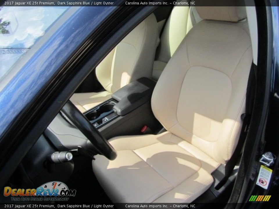 2017 Jaguar XE 25t Premium Dark Sapphire Blue / Light Oyster Photo #18
