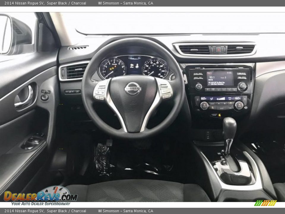 2014 Nissan Rogue SV Super Black / Charcoal Photo #4