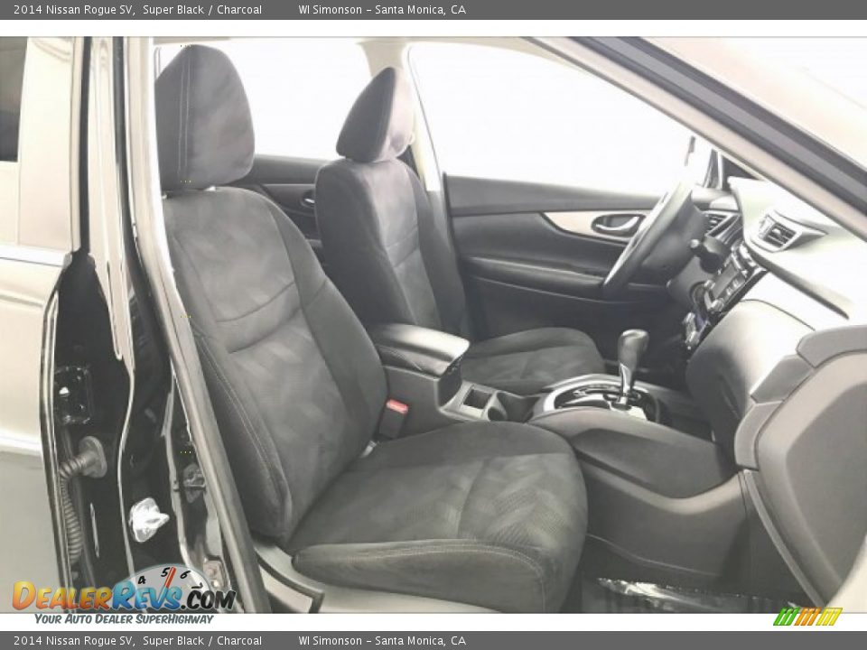 2014 Nissan Rogue SV Super Black / Charcoal Photo #6