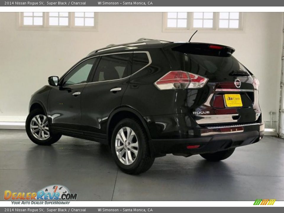 2014 Nissan Rogue SV Super Black / Charcoal Photo #10