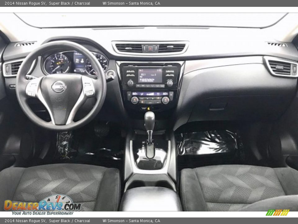 2014 Nissan Rogue SV Super Black / Charcoal Photo #17