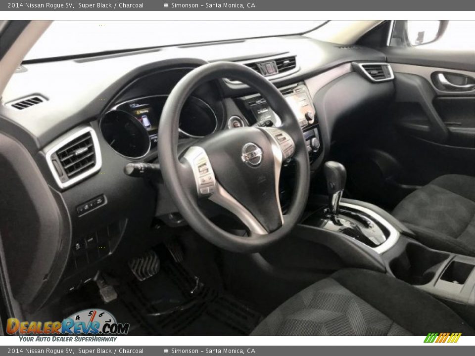 2014 Nissan Rogue SV Super Black / Charcoal Photo #22