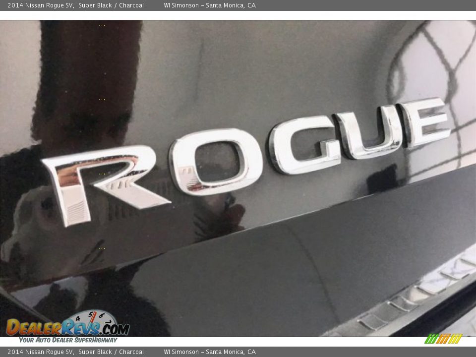 2014 Nissan Rogue SV Super Black / Charcoal Photo #27