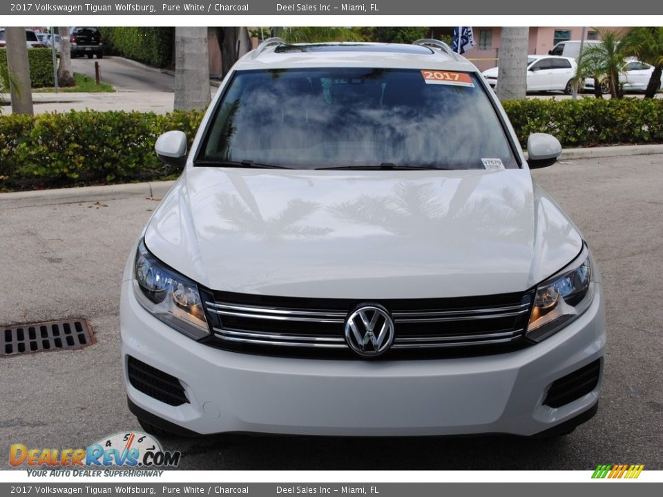 2017 Volkswagen Tiguan Wolfsburg Pure White / Charcoal Photo #3