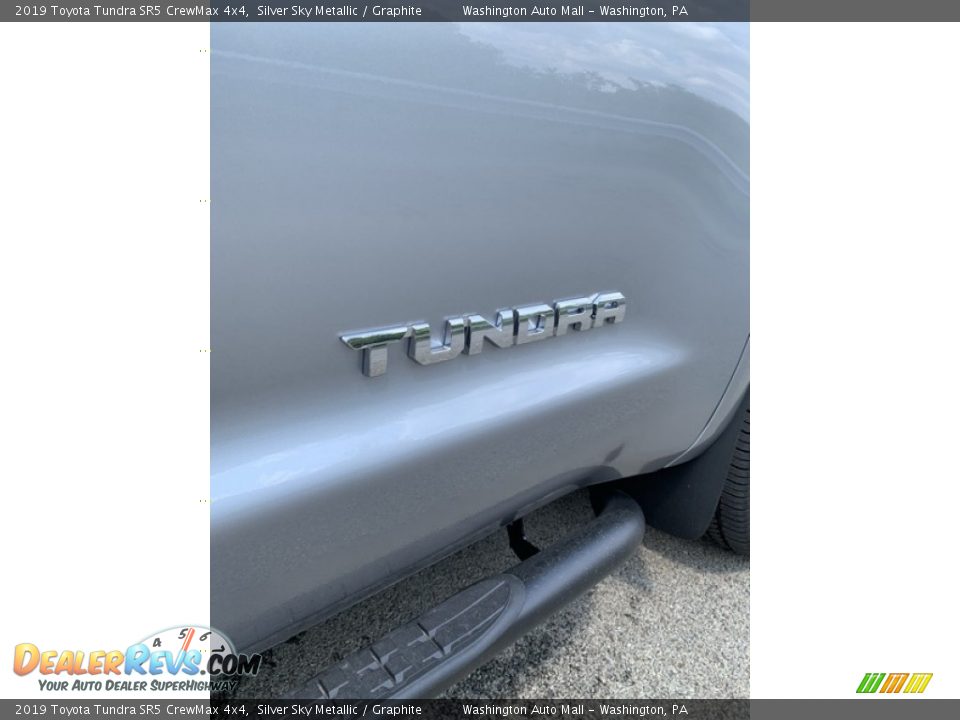 2019 Toyota Tundra SR5 CrewMax 4x4 Silver Sky Metallic / Graphite Photo #34