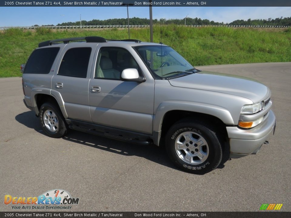 2005 Chevrolet Tahoe Z71 4x4 Silver Birch Metallic / Tan/Neutral Photo #3