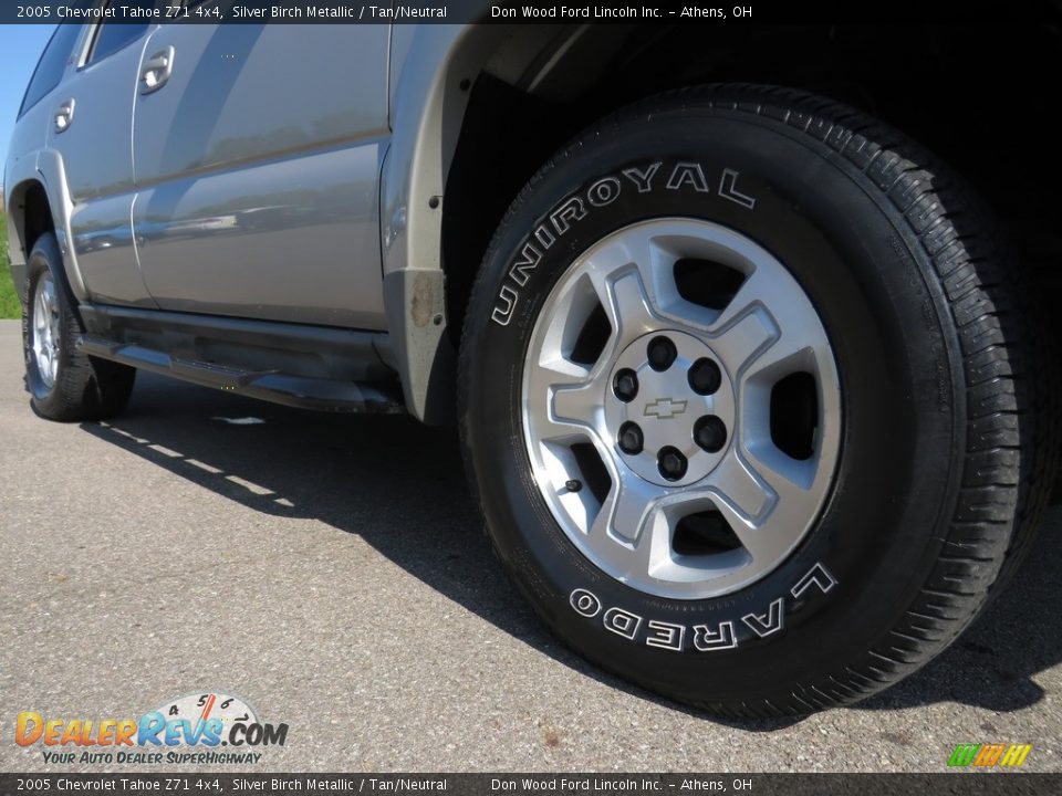 2005 Chevrolet Tahoe Z71 4x4 Silver Birch Metallic / Tan/Neutral Photo #4