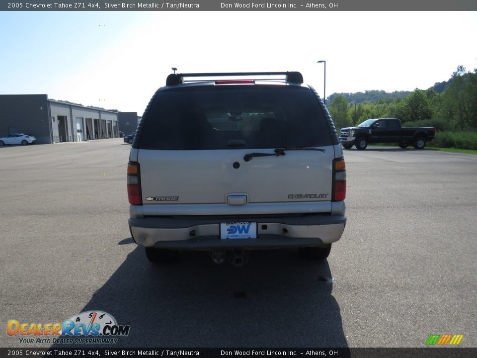 2005 Chevrolet Tahoe Z71 4x4 Silver Birch Metallic / Tan/Neutral Photo #12