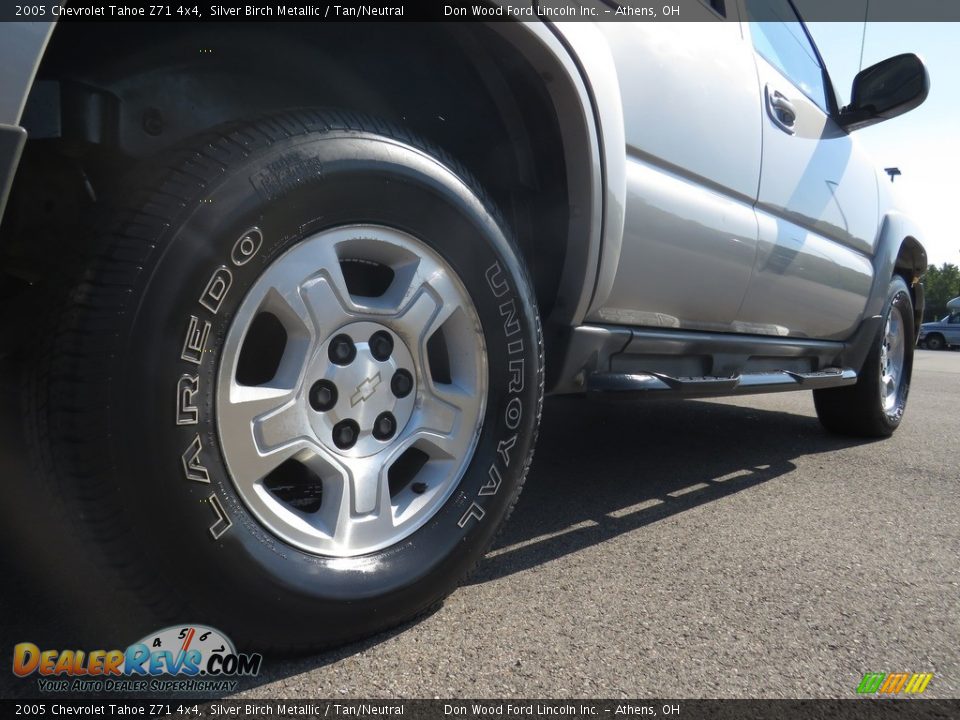 2005 Chevrolet Tahoe Z71 4x4 Silver Birch Metallic / Tan/Neutral Photo #16