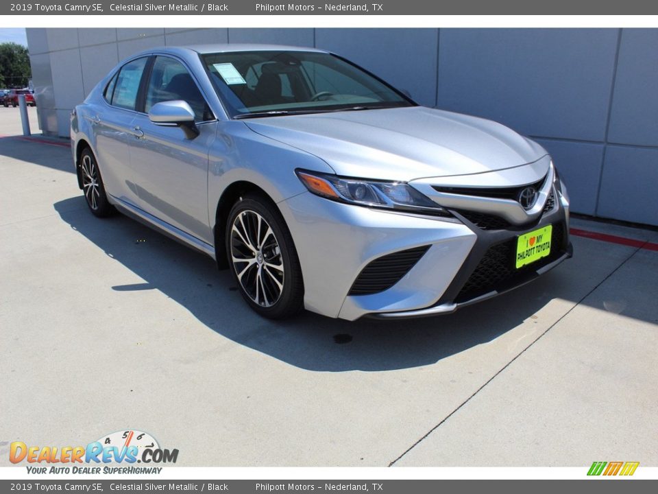 2019 Toyota Camry SE Celestial Silver Metallic / Black Photo #2