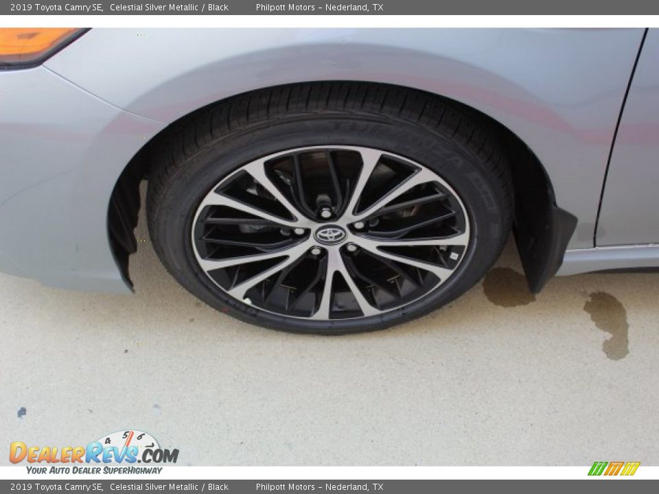 2019 Toyota Camry SE Celestial Silver Metallic / Black Photo #5