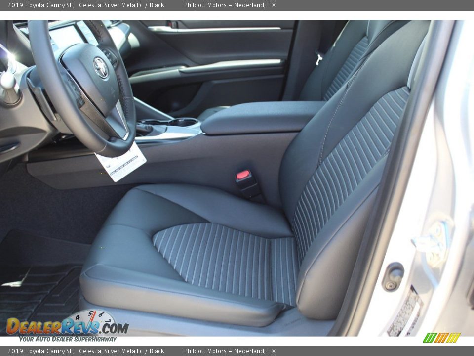 2019 Toyota Camry SE Celestial Silver Metallic / Black Photo #10