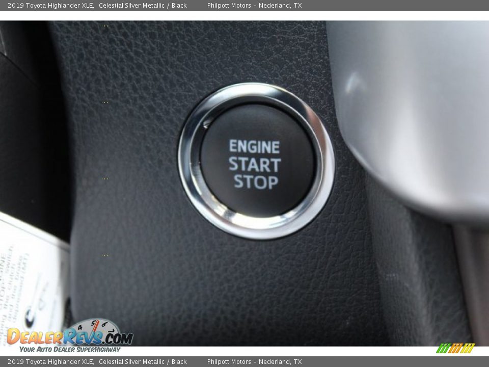 2019 Toyota Highlander XLE Celestial Silver Metallic / Black Photo #18