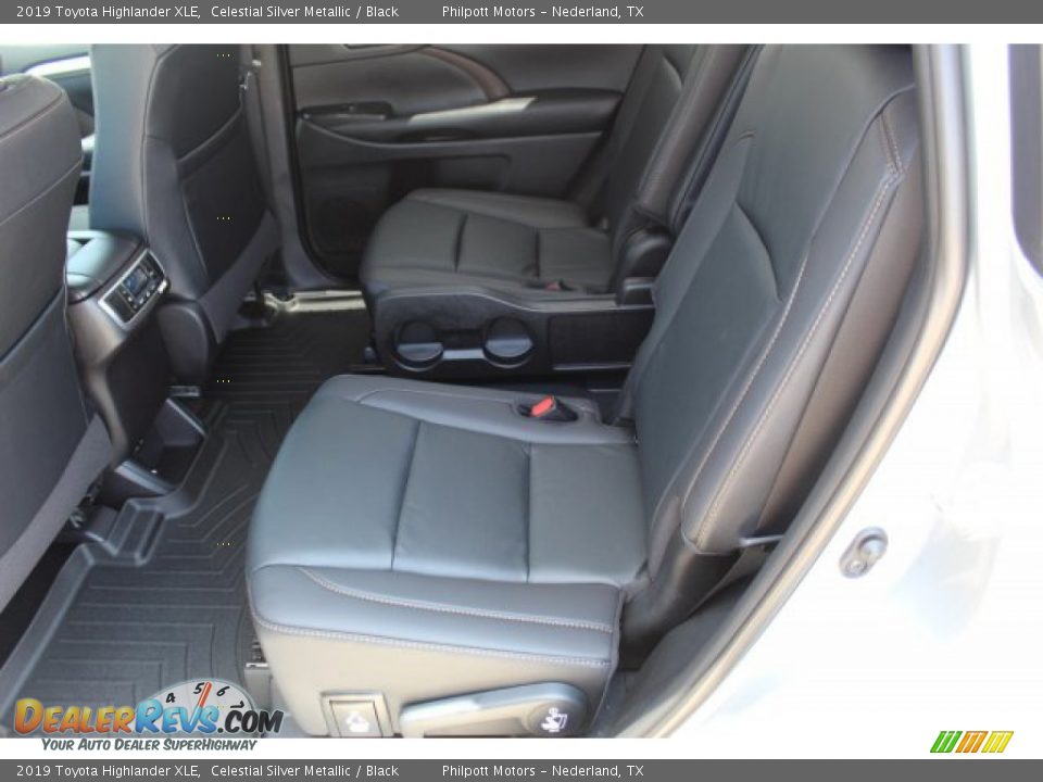 2019 Toyota Highlander XLE Celestial Silver Metallic / Black Photo #21