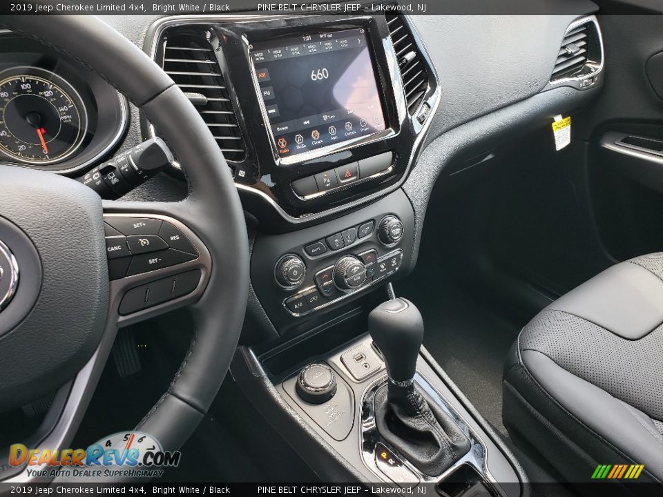 2019 Jeep Cherokee Limited 4x4 Bright White / Black Photo #10